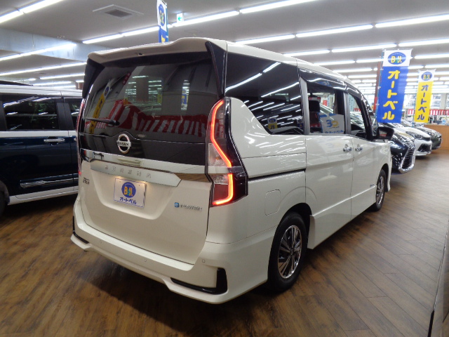 デュアルバックドア　両側パワースライドドア　アルミホイール