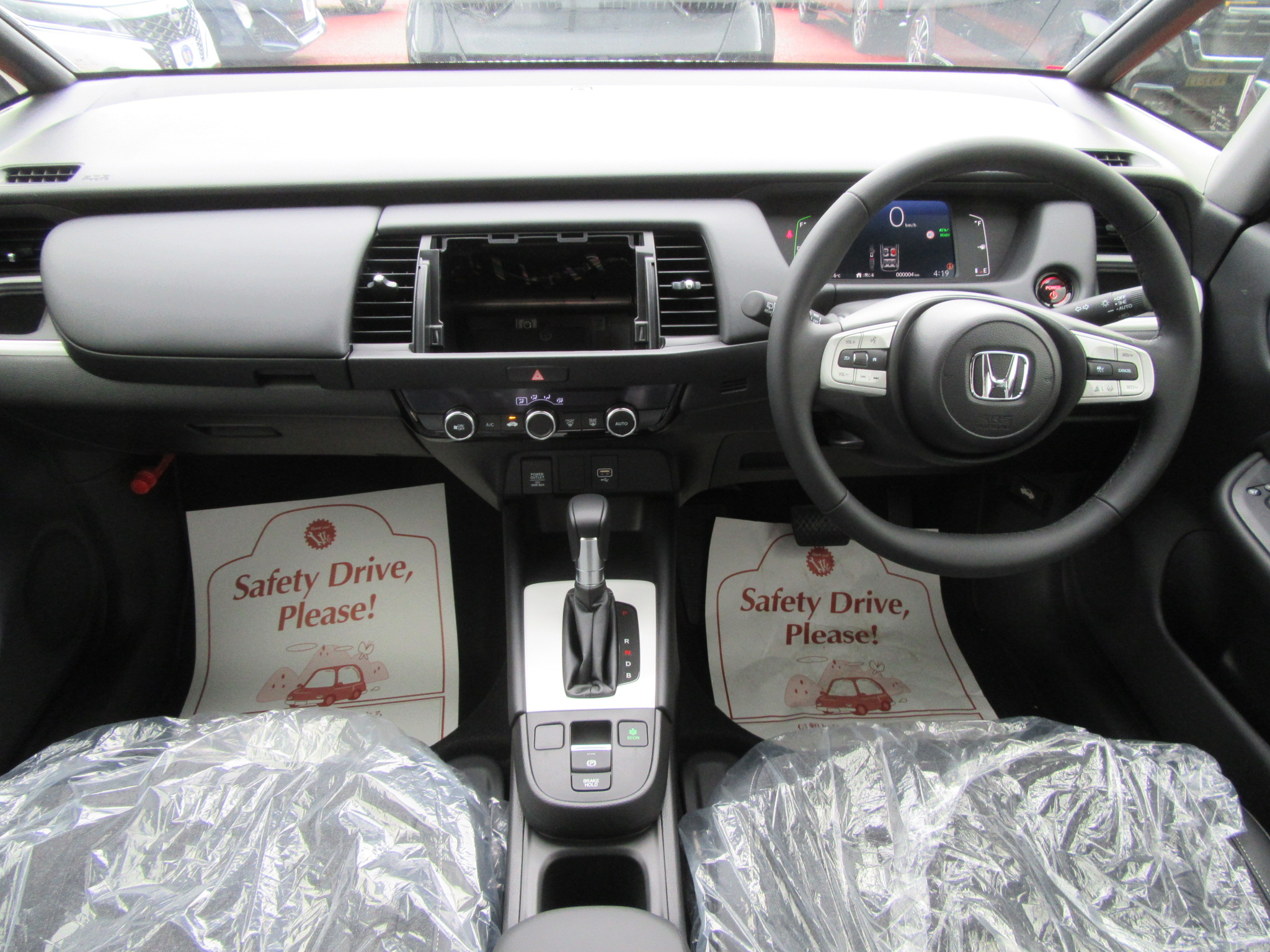 セパレートシートでゆったり座れる