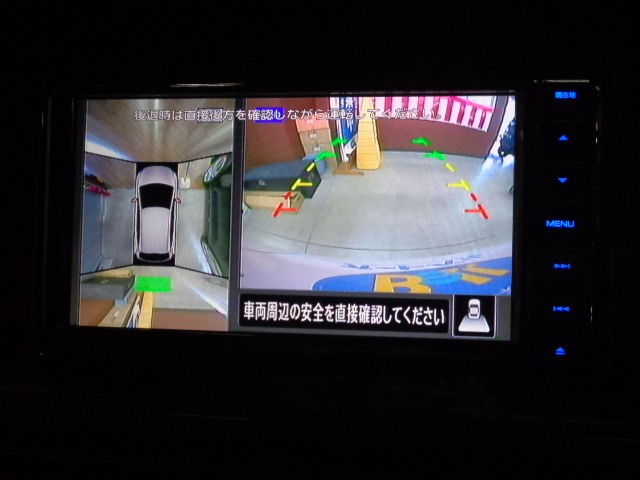 社外７インチフルセグナビ　（アラウンドビューモニター表示）