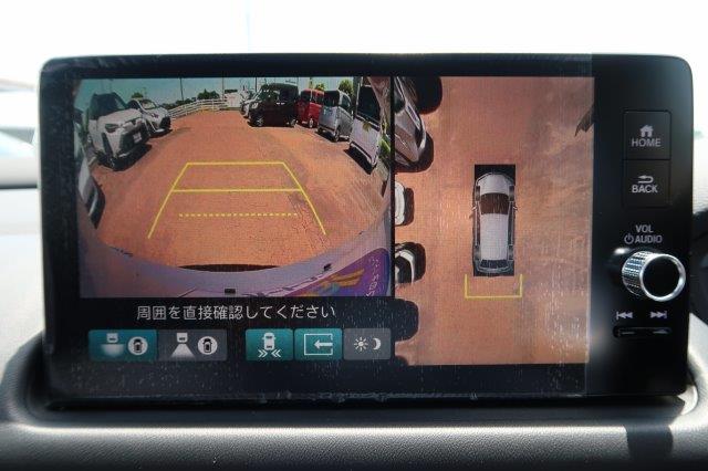 上から見たようなモニターで駐車をアシスト