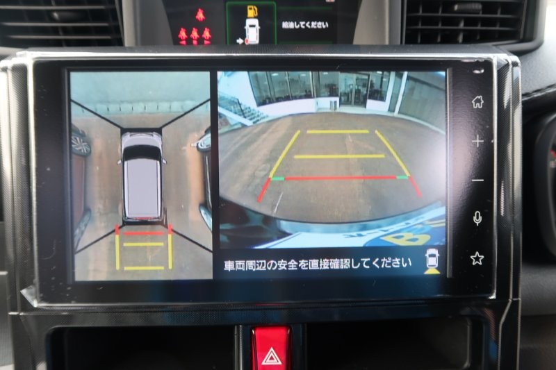 上から見たようなモニターで駐車をアシスト