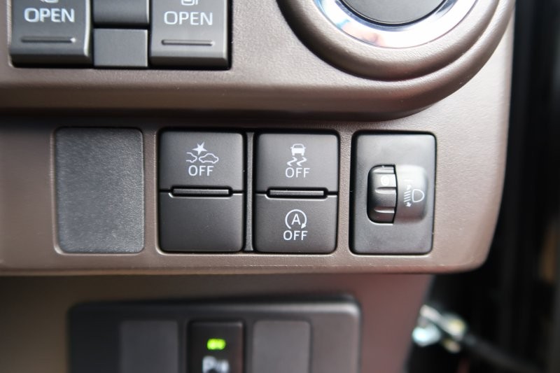 衝突軽減ブレーキ搭載