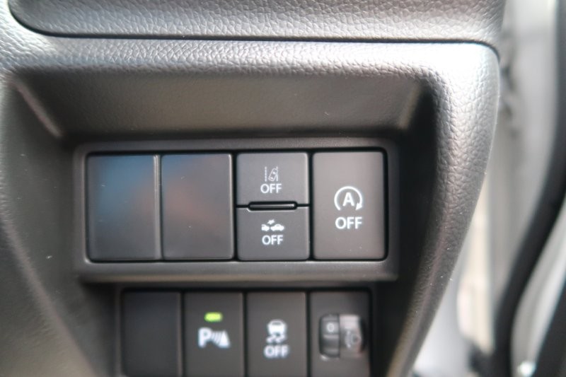 衝突軽減ブレーキ搭載