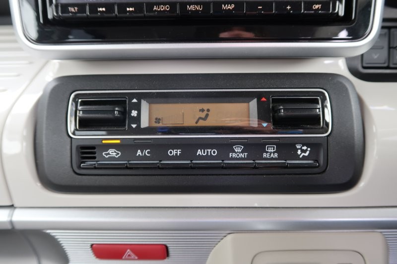 オート機能付きエアコンで風量自動調節