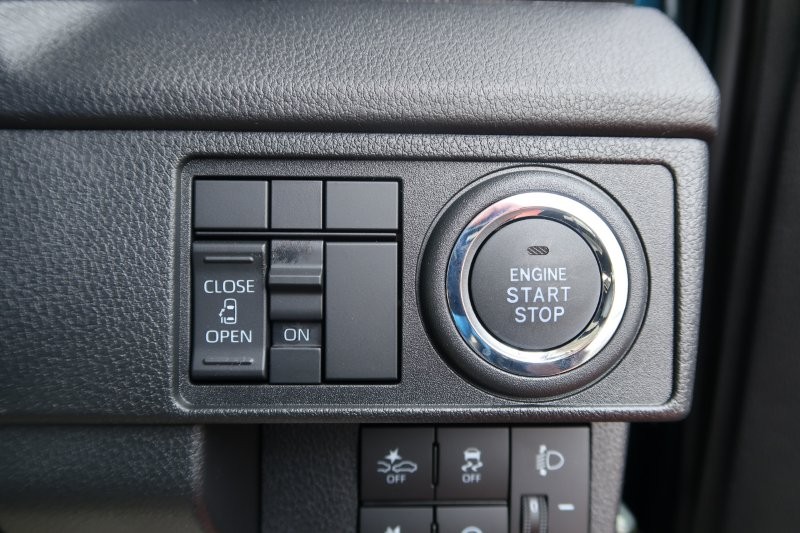 プッシュスタートで鍵の出し入れなし