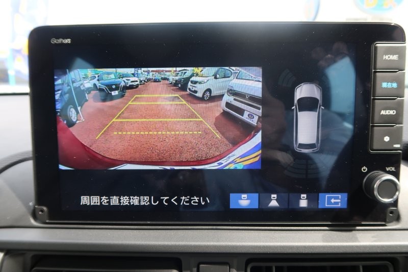 バックモニターで駐車をアシスト