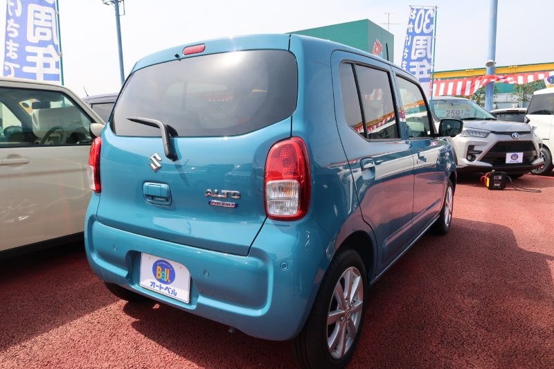 パーキングセンサーで障害物をお知らせ