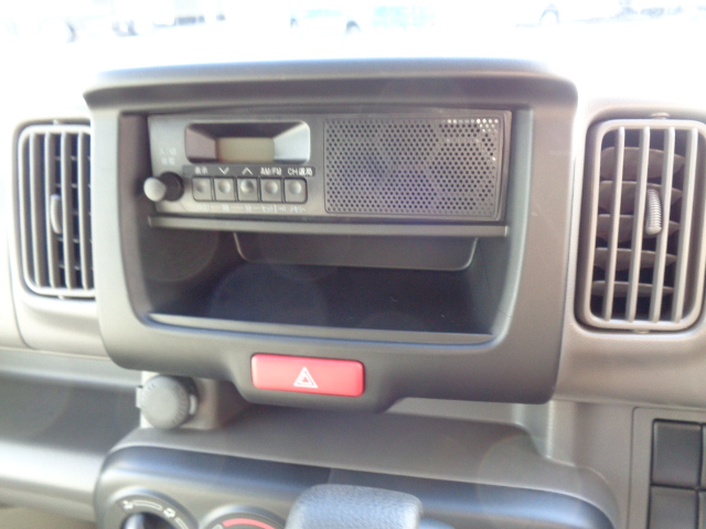 ワイドＦＭチューナー　一体型スピーカー