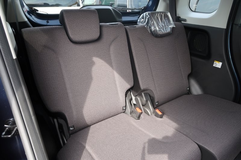 後席もゆったり乗れる室内空間