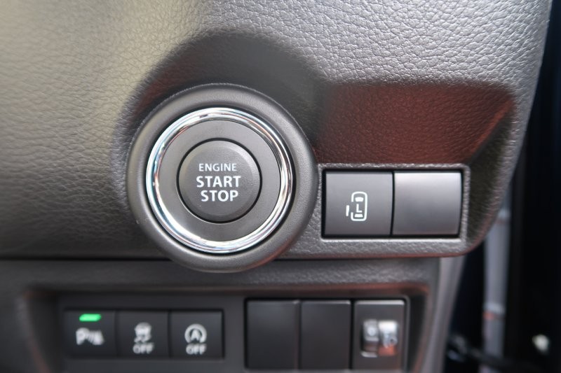 プッシュスタートで鍵の出し入れなし