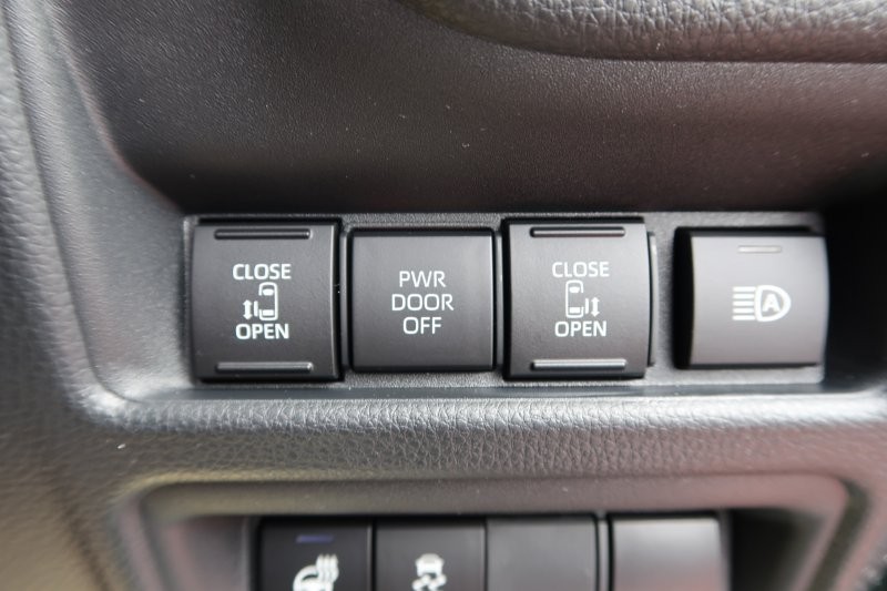 電動スライドドアで半ドアの心配なし