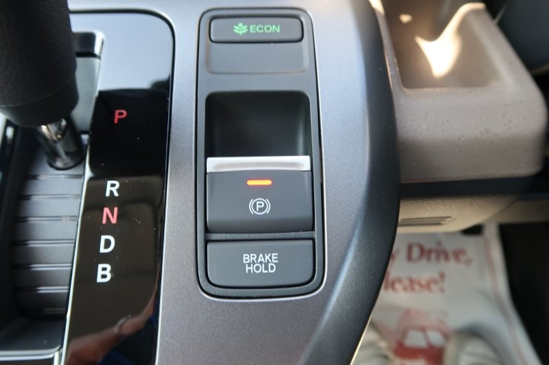電子制御のパーキングブレーキ