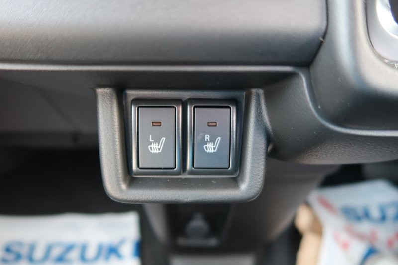 シートヒーターで寒い日も快適