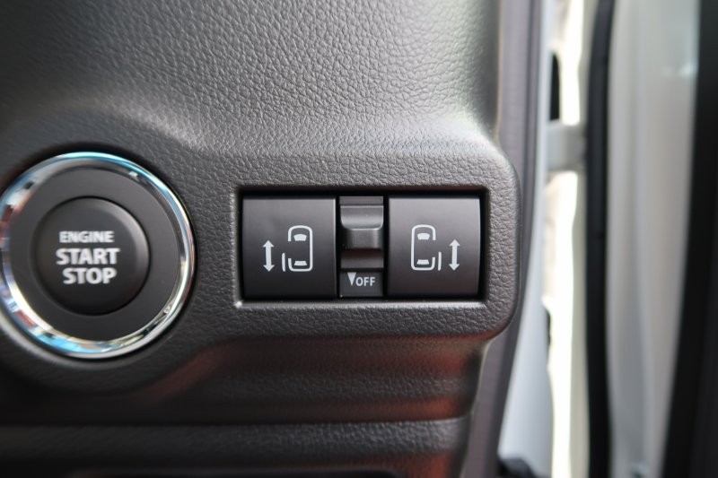 電動スライドドアで半ドアの心配なし