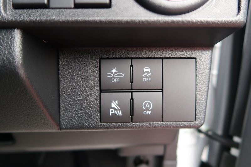 衝突軽減ブレーキ搭載