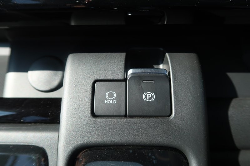 電子制御のパーキングブレーキ