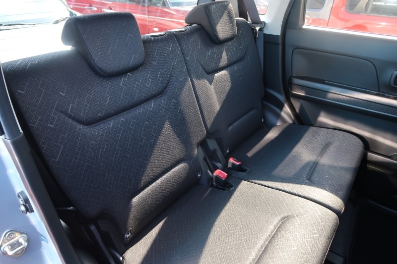 後席もゆったり乗れる室内空間