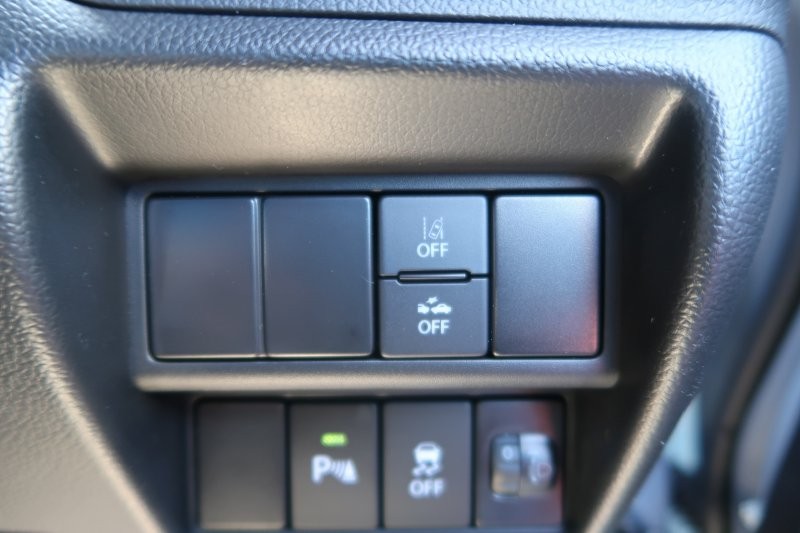 衝突軽減ブレーキ搭載