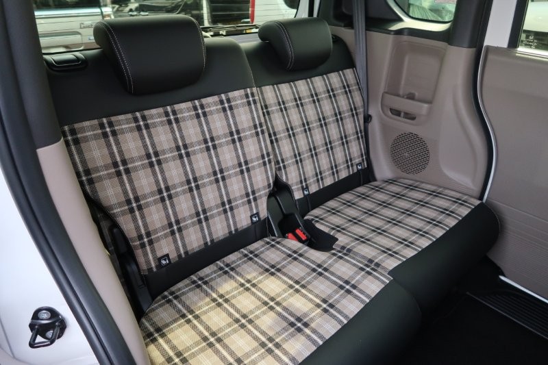 後席もゆったり乗れる室内空間