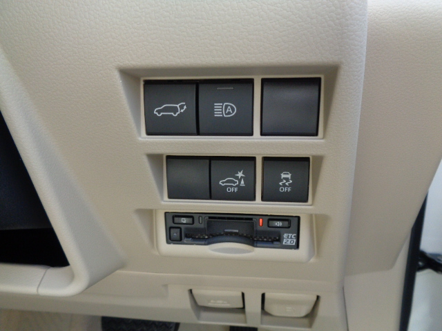 パワーテールゲート　オートハイビーム　ＥＴＣ2.0車載器