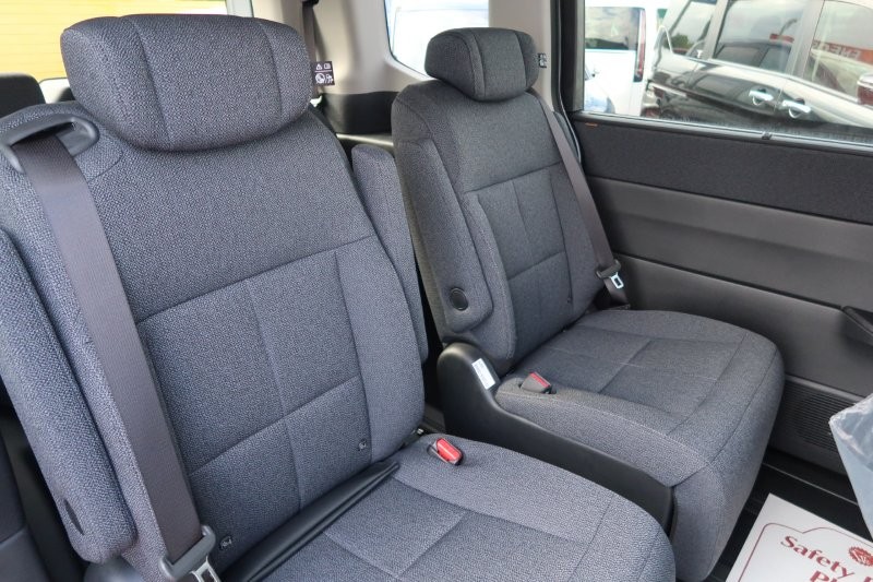 後席もゆったり乗れる室内空間