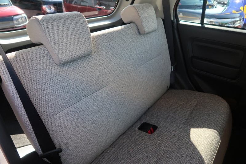 後席もゆったり乗れる室内空間