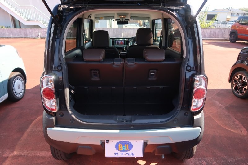 乗せる荷物に合わせてシートアレンジ可能　　　T.O