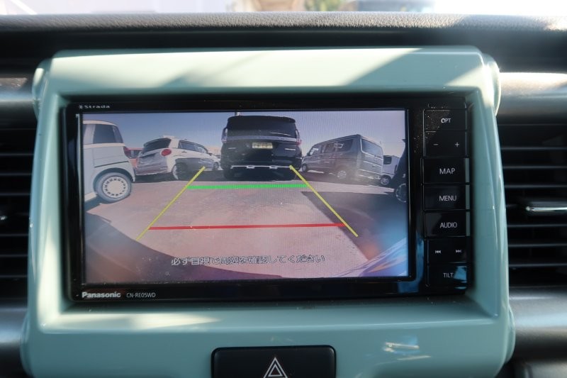 バックモニターで駐車をアシスト