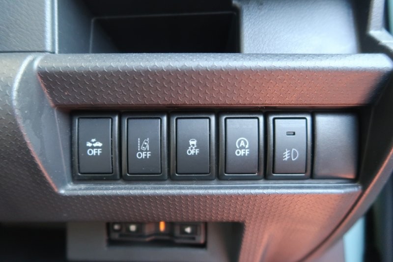 衝突軽減ブレーキ搭載