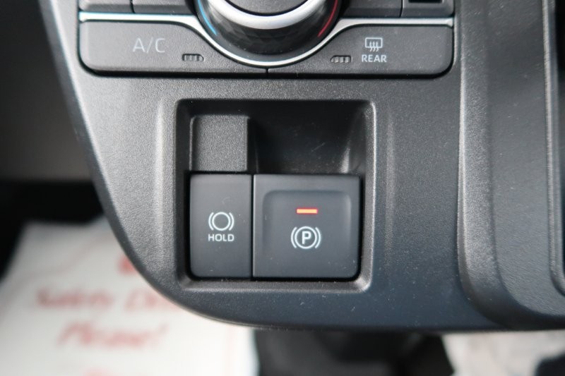 電子制御のパーキングブレーキ