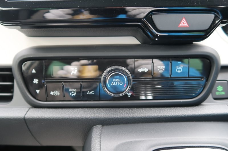 オートエアコンで風量自動調節