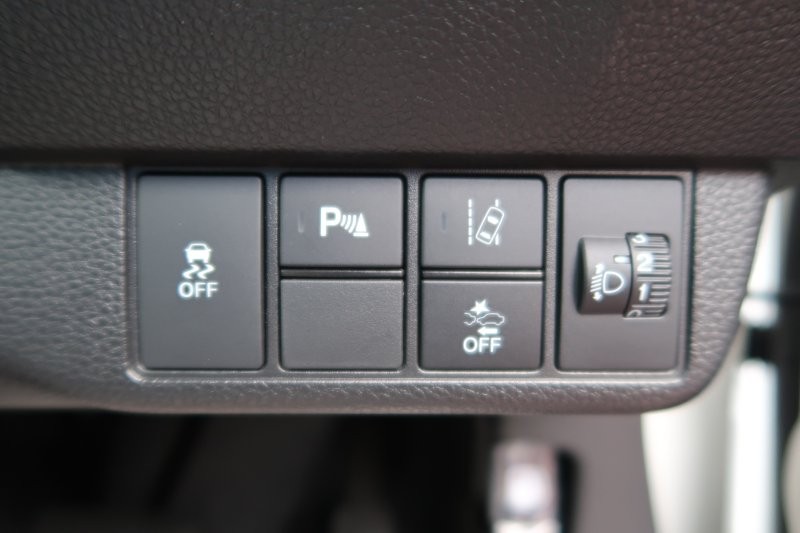 衝突軽減ブレーキ搭載