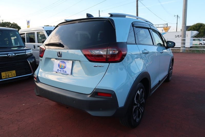 パーキングセンサーで障害物をお知らせ