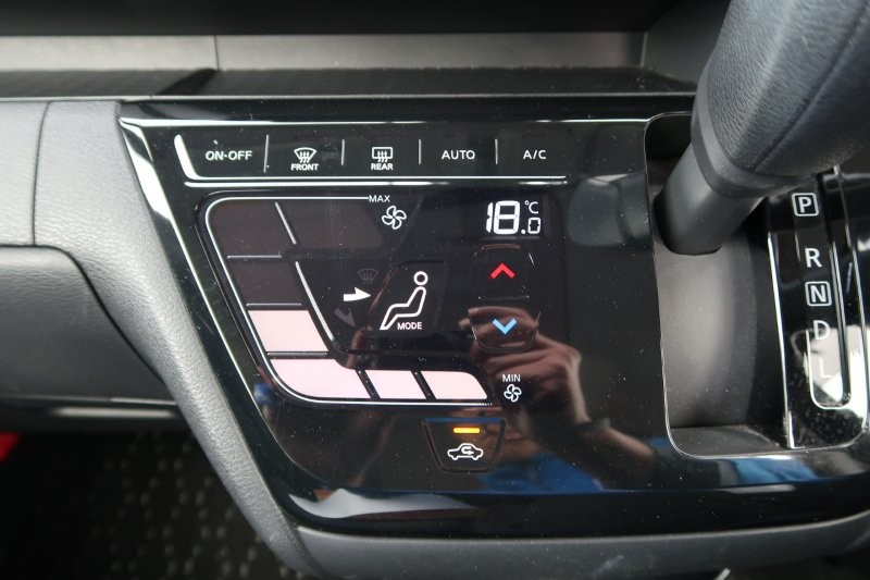 オートエアコンで風量自動調節