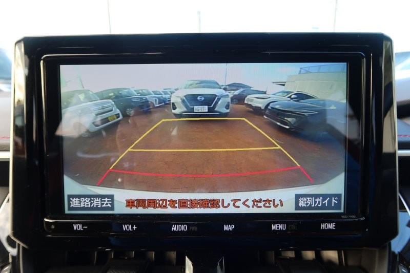 バックモニターで駐車をアシスト