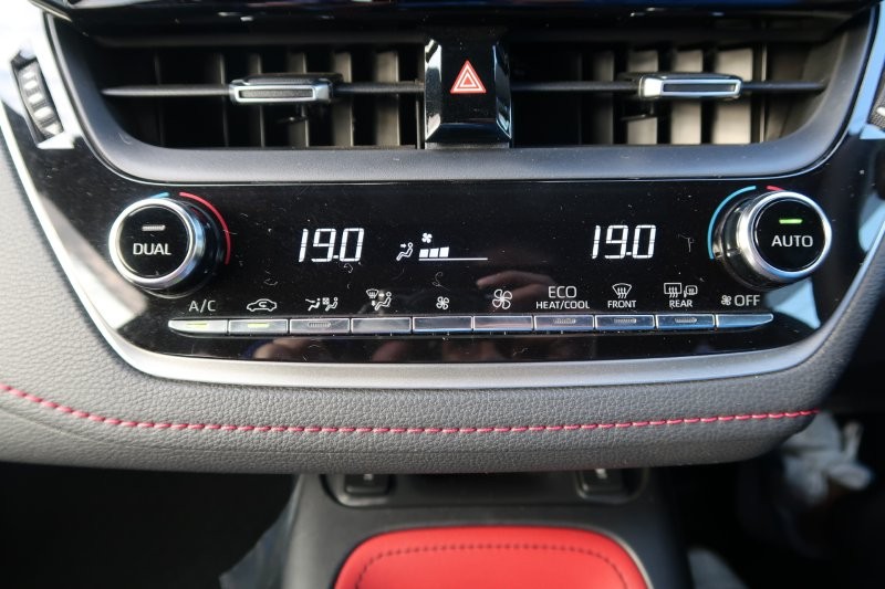 オートエアコンで風量自動調節