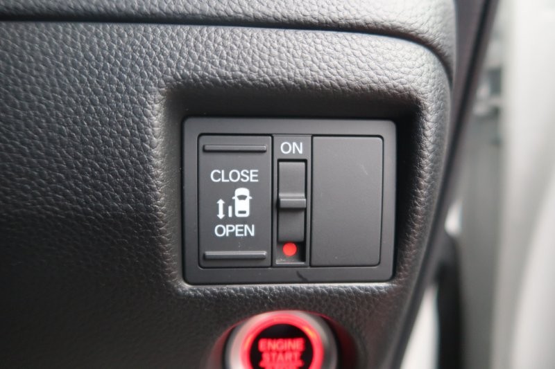 電動スライドドアで半ドアの心配なし