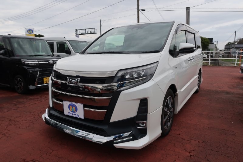 夜間も明るいLEDヘッドライト