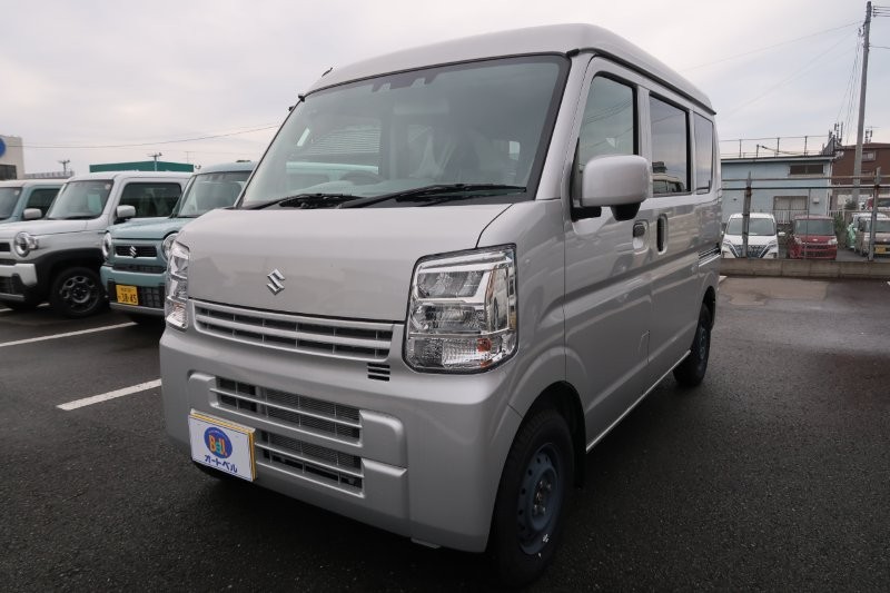 夜間も明るいLEDヘッドライト