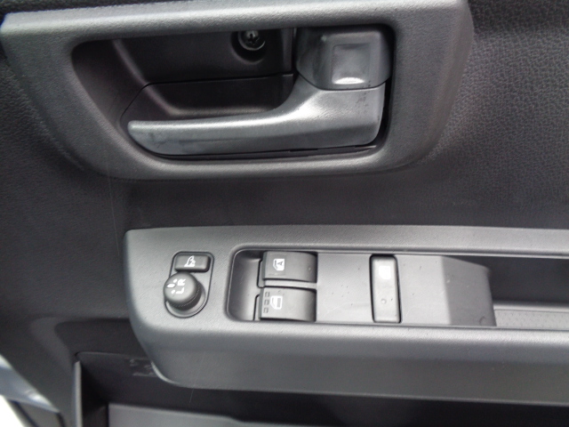 電動格納ドアミラー　運転席＆助手席パワーウィンドウスイッチ