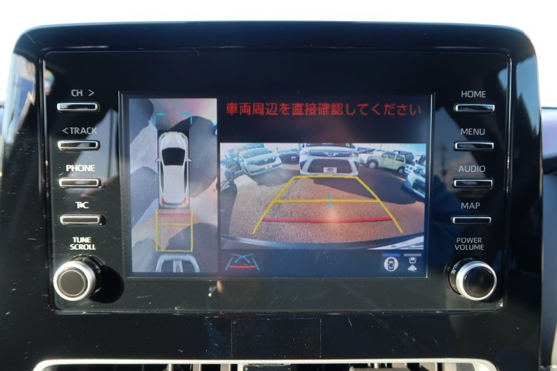 上から見たようなモニターで駐車をアシスト
