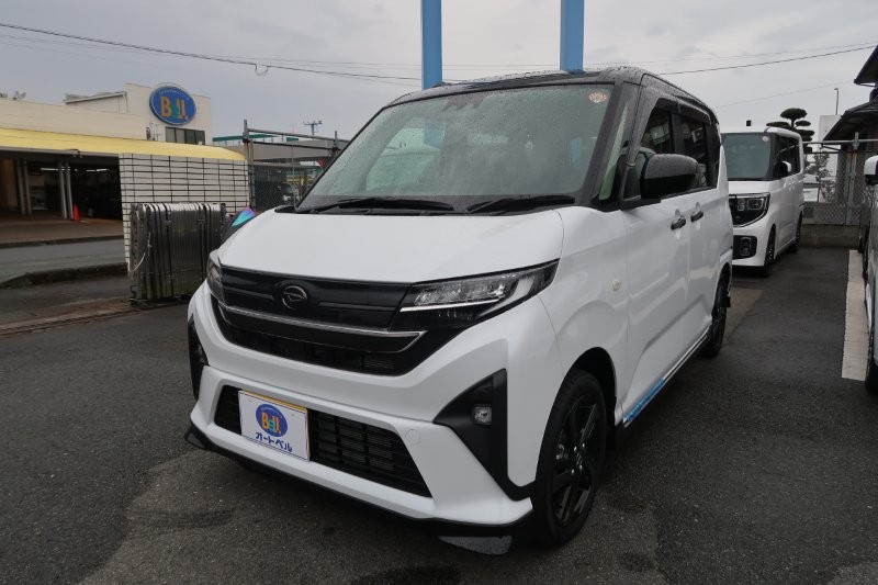 夜間も明るいLEDヘッドライト