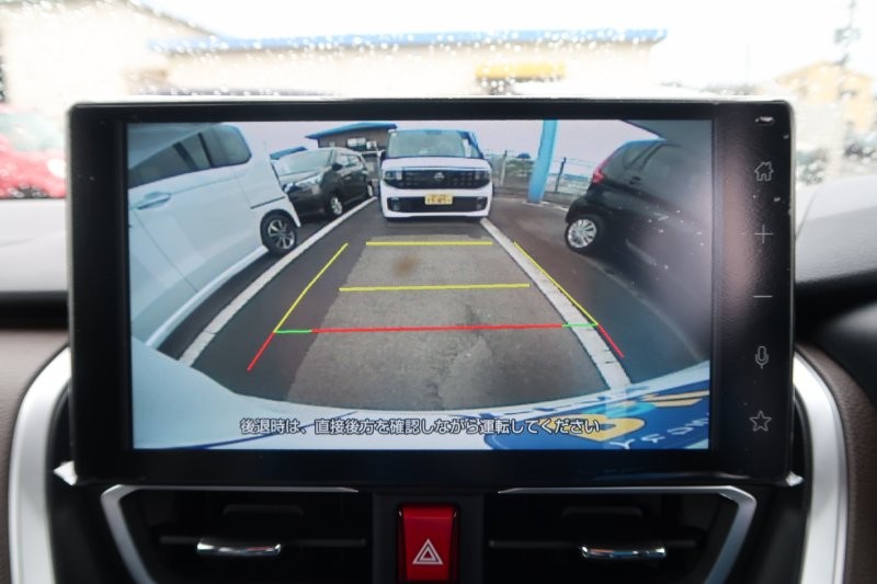 バックモニターで駐車をアシスト