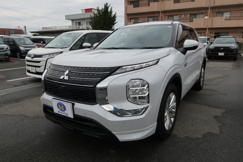 夜間も明るいLEDヘッドライト