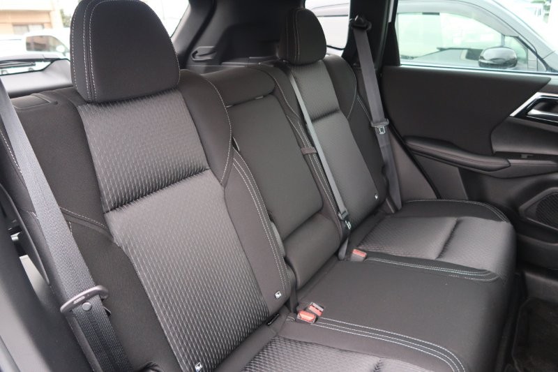 後席もゆったり乗れる室内空間