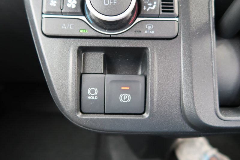 電子制御のパーキングブレーキ