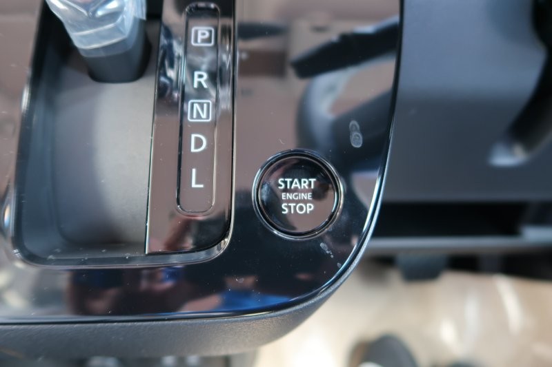 プッシュスタートで鍵の出し入れなし