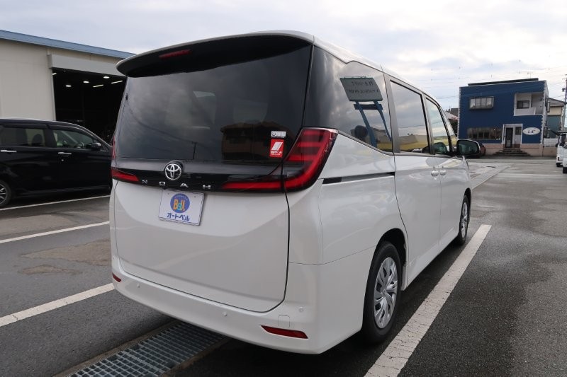 リアソナーで障害物をお知らせ