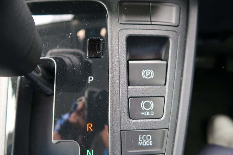 電子制御のパーキングブレーキ