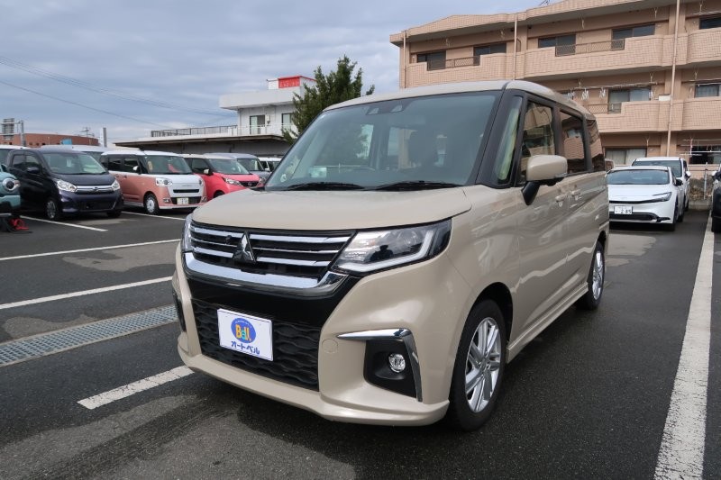 夜間も明るいLEDヘッドライト